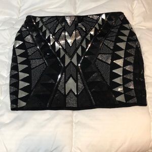 Small sequin skirt. Express